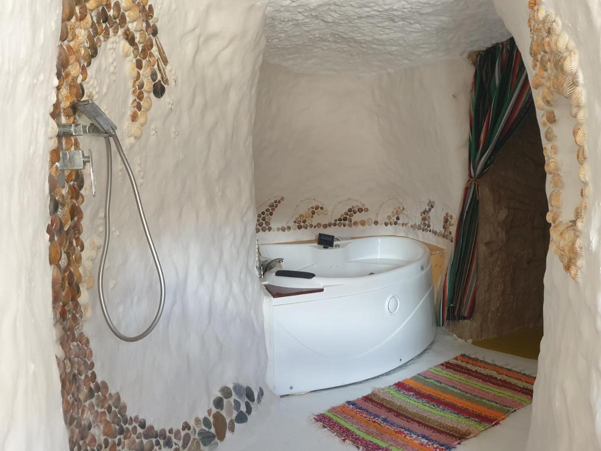Villa Creatively Designed Cavehouse With Jacuzzi Gorafe Esterno foto