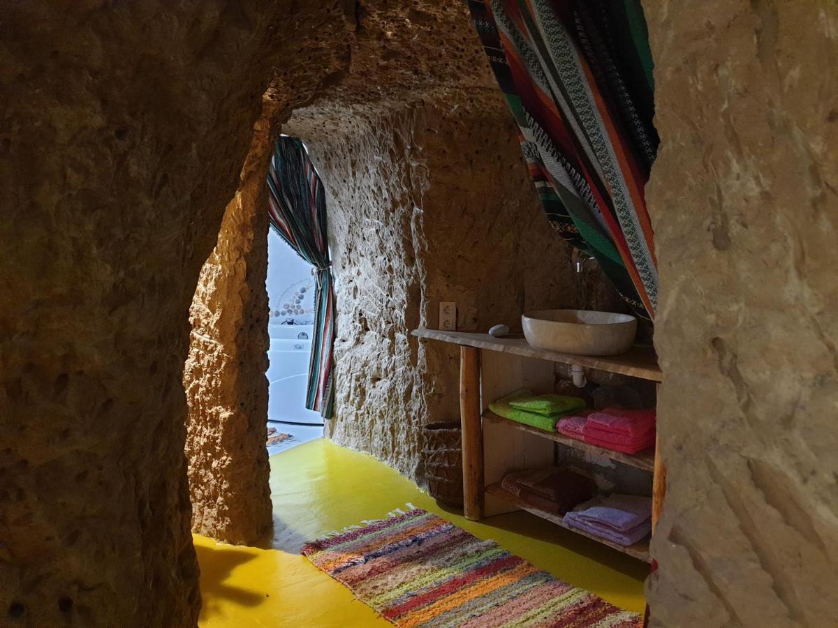 Villa Creatively Designed Cavehouse With Jacuzzi Gorafe Esterno foto